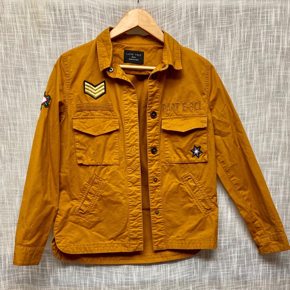 Love Tree Accent Top